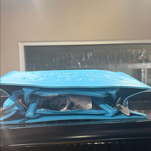 Blue Embossed Clutch - Picture 2 of 3